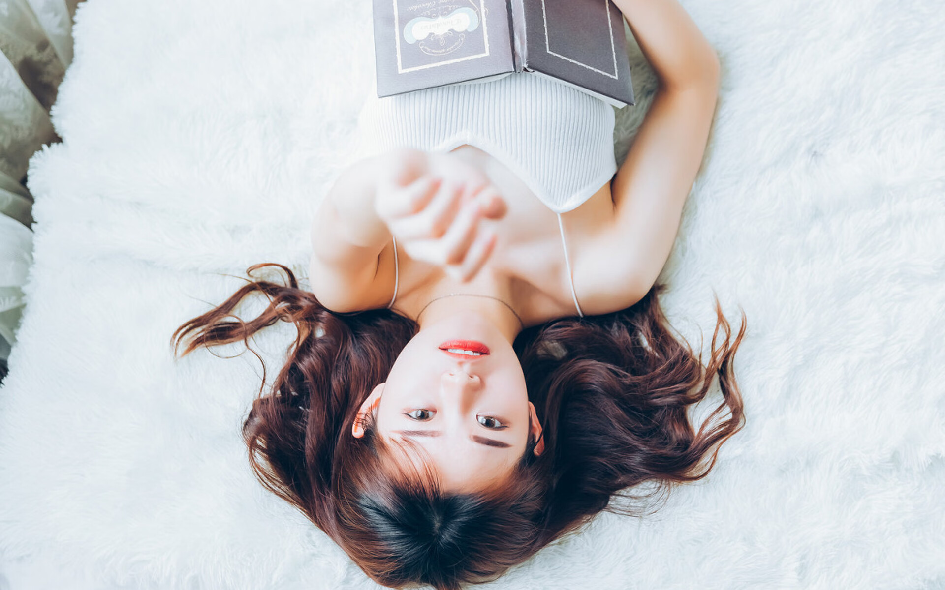 九游官网pc-字母哥篮板抢夺积极展现统治力，字母哥篮板能力