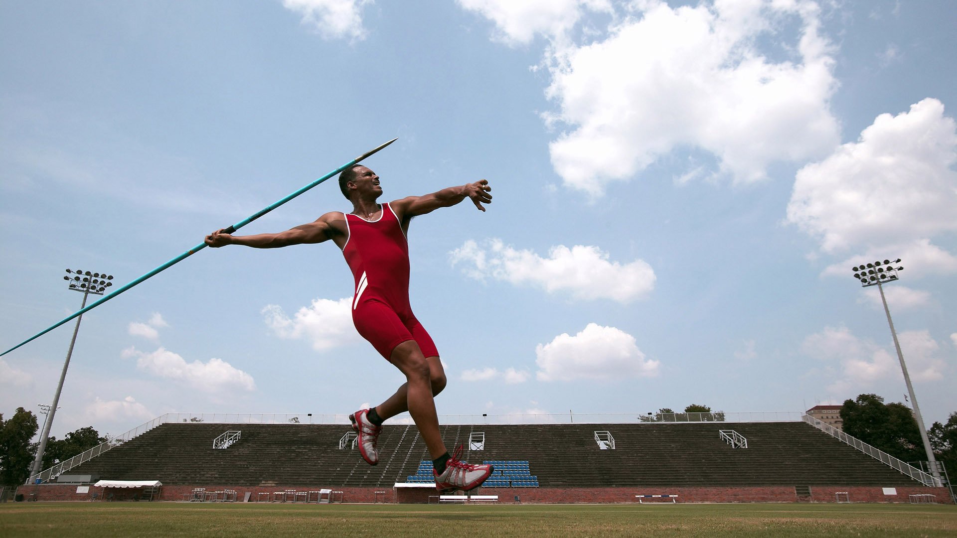 九游游戏中心-融合多元文化的足球“节庆”在全国多个城市落地，凝聚行业共识